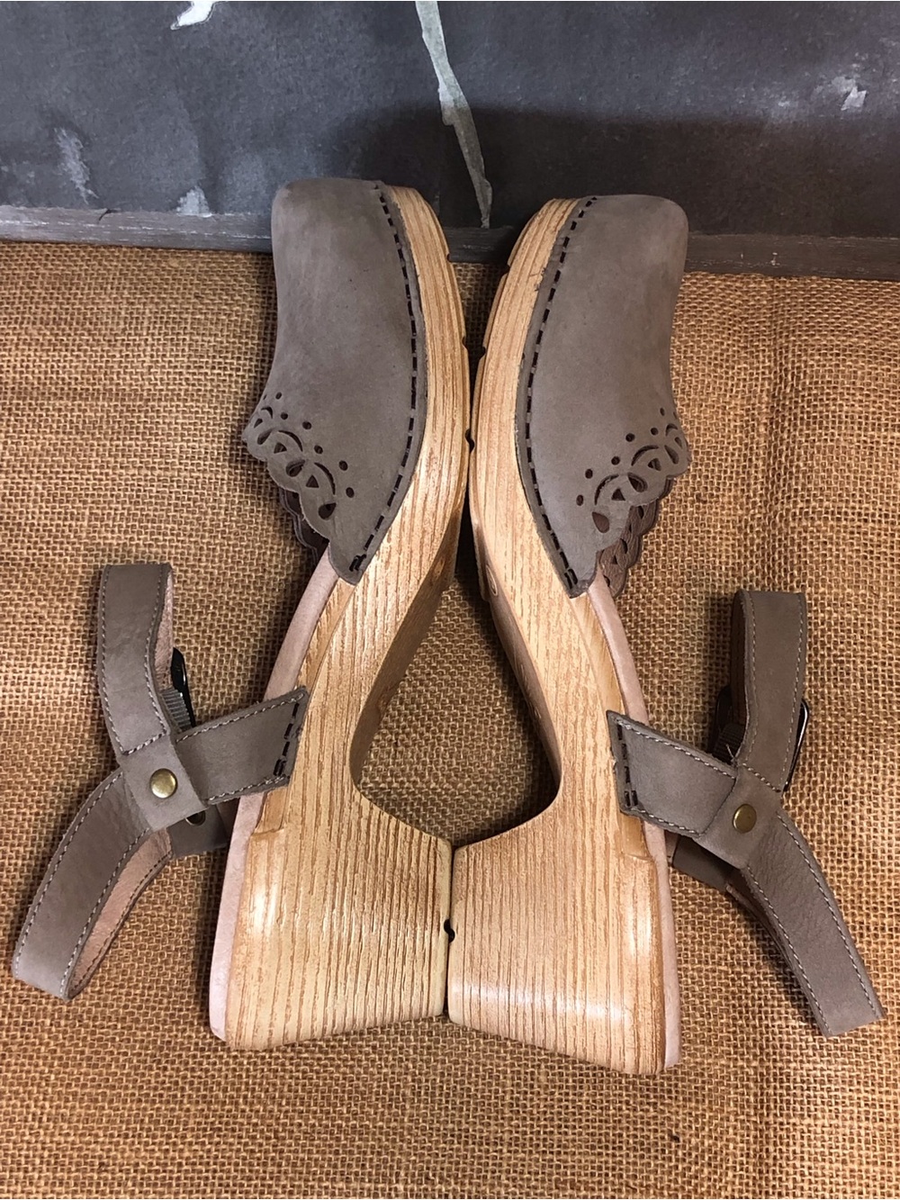 Dansko Marta Mary Jane Clog sz 9 - Picture 5 of 14